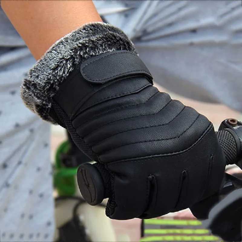 1 pair of mens touch screens Gs winter warm five finger watch Gs shearing thick Pu leather Gs outdoor bicycle W241026