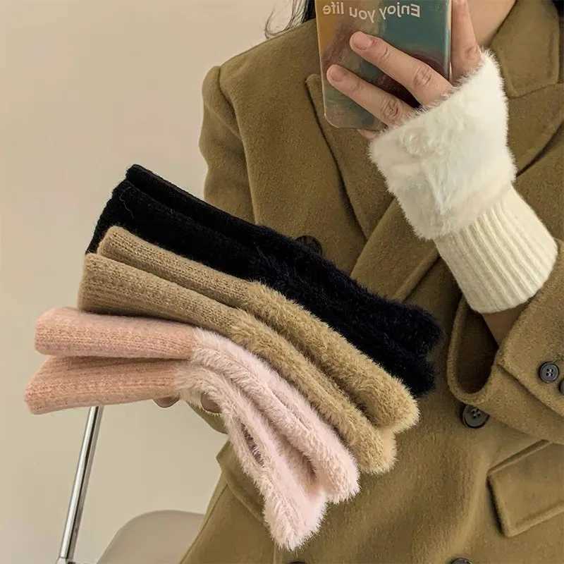 Soft Plush Half Finger Gs Womens Winter Warm Elastic Fur Gloves Solid Color Arm Cover Finger Gs Hand Warmer W241026