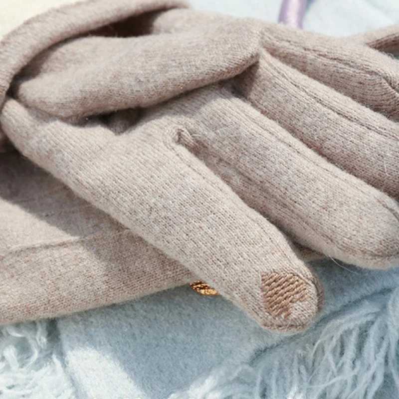 Womens Cashmere Gs Outdoor Fashion Touch Screen Gs Autumn Winter Cute Fur Warm Gloves Full Finger Gloves W241026