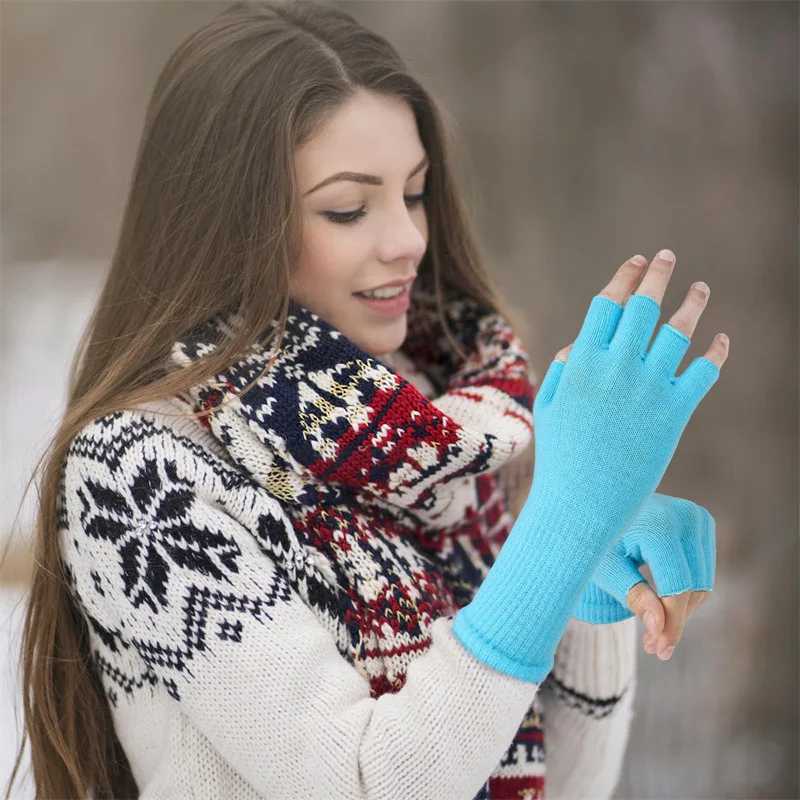 Womens winter half finger Gs warm soft wool knitted gloves elegant wrist hand half finger elastic short Gs goggles W241026