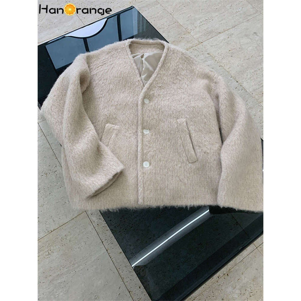 Hanorange 2024 Winter Fashion Silhouette Mohair Wool Women Warm Loose Woolen Coat Light Pink/Mixed Gray