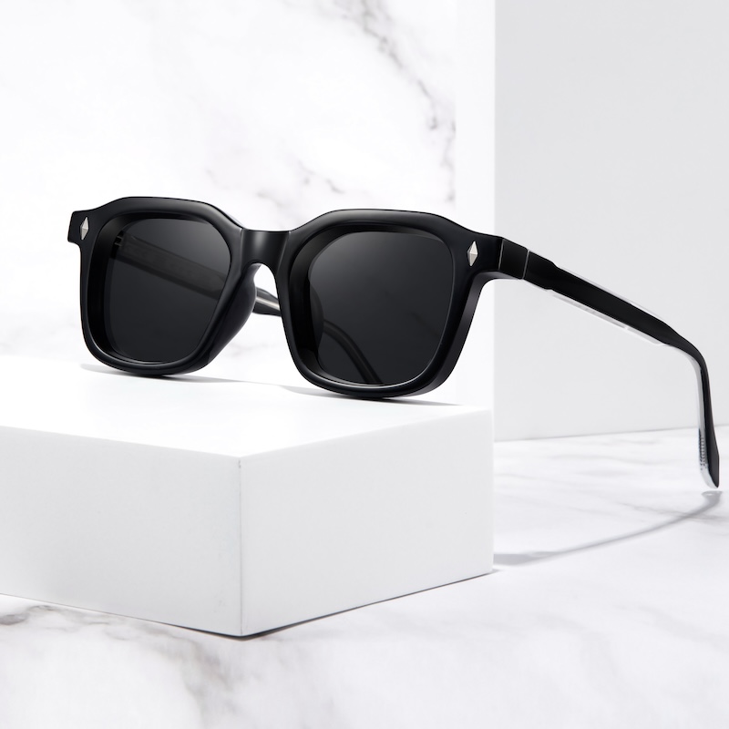 Retro Steampunk Sunglasses Men Women Cool Thick Sun Glasses Vintage Fashion for Men y2k Cyberpunk Futuristic Personalized Shades UV400 Rivets S183 IVI
