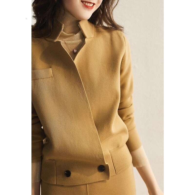 Exquisite Commuter Knitted 2023 Autumn/Winter Advanced Fabric Fashion Temperament Slim Fit Top Matching Set
