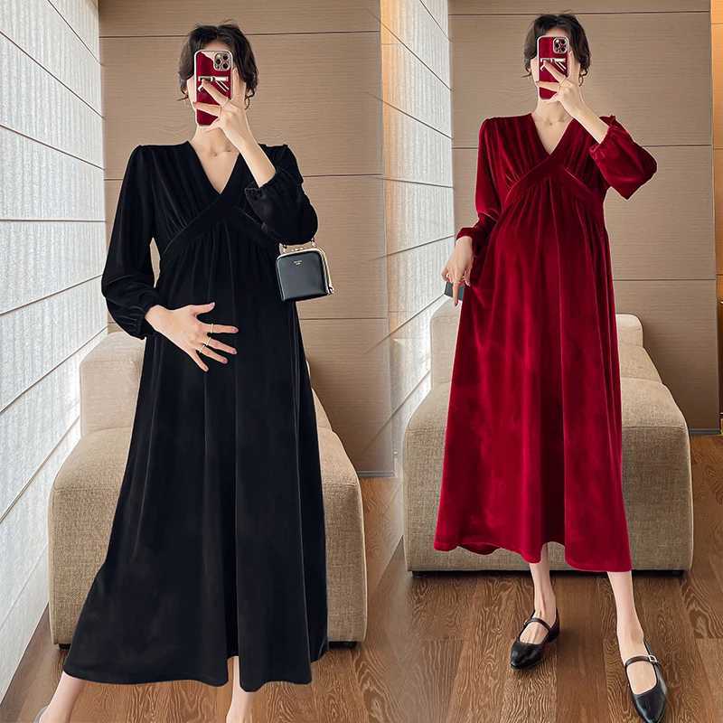 Winter maternity basic dress long sleeved V-neck elegant maternity dress Velour dress plus size maternity party dress black and red W241026