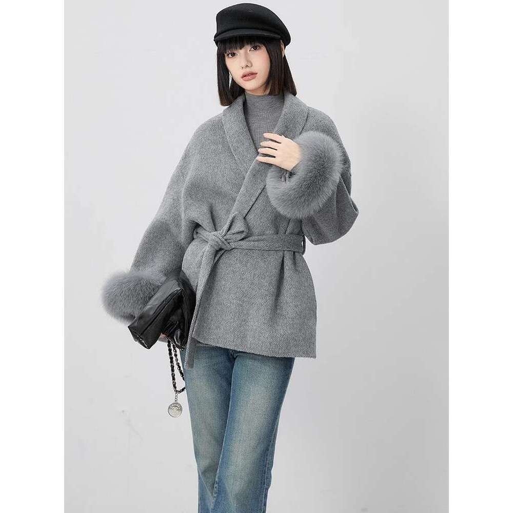 Double Sided Cashmere With Straps For Women's Autumn And Winter Haute Couture Cape Cuffs Detachable Fox Fur Short Coat
