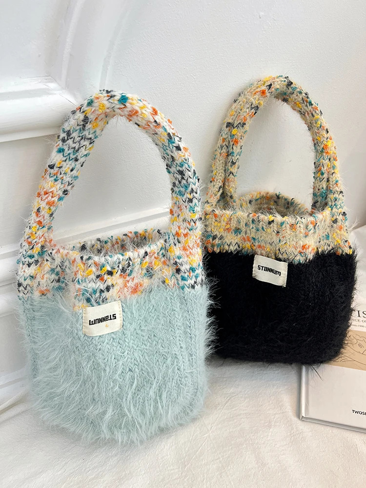 Japanese plush handbag for women cute contrasting color knitted bag autumn student Versatile key phone bag 241025