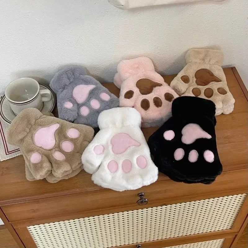Glass plush cat Cl P Gs plush gloves warm and soft plush short finger plush bear Gs clothing half finger Gs W241026