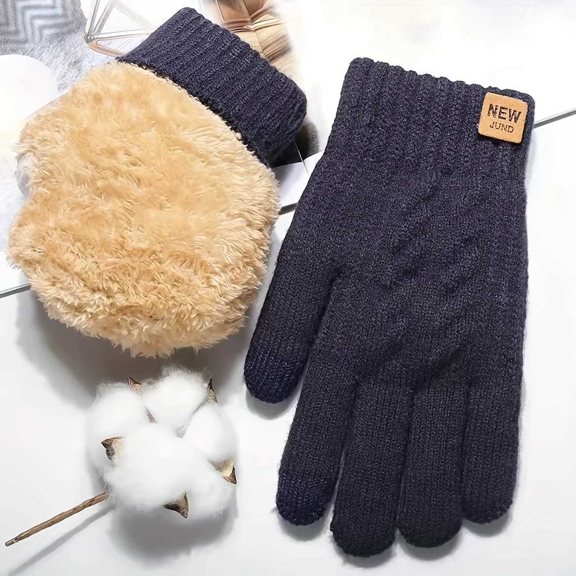 Wool lining fashionable and warm winter touch screen double-layer with thick velvet outdoor bicycle cold resistant solid color Gs W241026