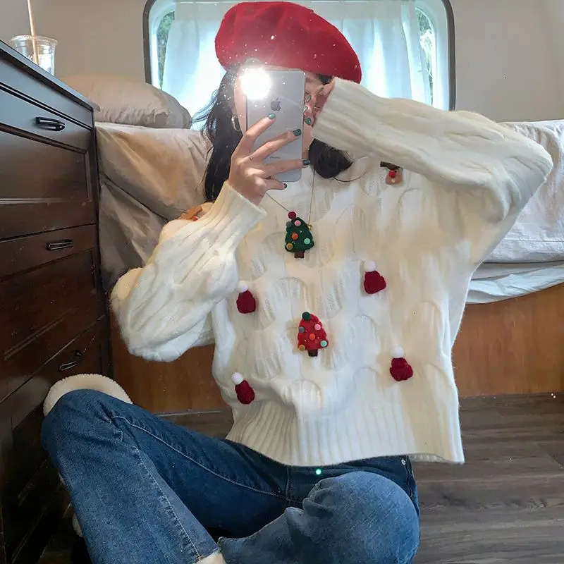 Christmas womens clothing red sweater womens top T-shirt sweet autumn winter casual Korean bright thread decoration knitting pull 241025