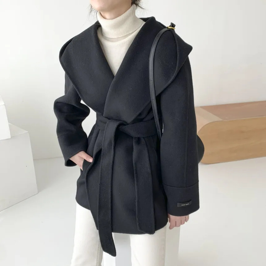 Elegant Wool Blends Coat Korean Black Hooded Woolen Jackets Ladies Fashion Bandage Overcoat Winter Commute Outerwears 241025