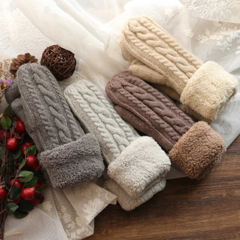Fashionable Womens Twisted Flower Wool Knitted Gloves Neutral Double Thick Plus Velvet Full Finger Cashmere Warm Driving Gloves L45 W241026