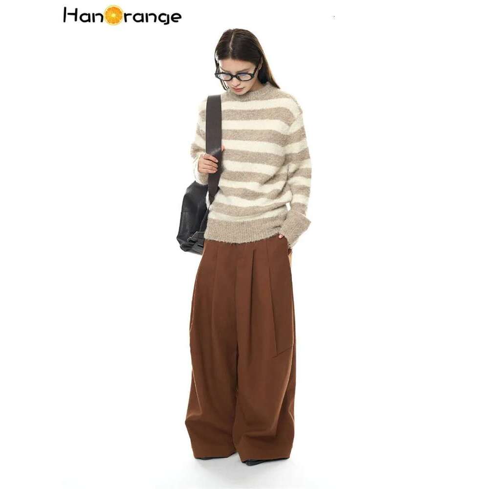 Hanorange 2024 Winter Contrast Striped Wool Sweater Women Soft Sticky Silhouette Knitting Top Rice Brown/Pink Coffee