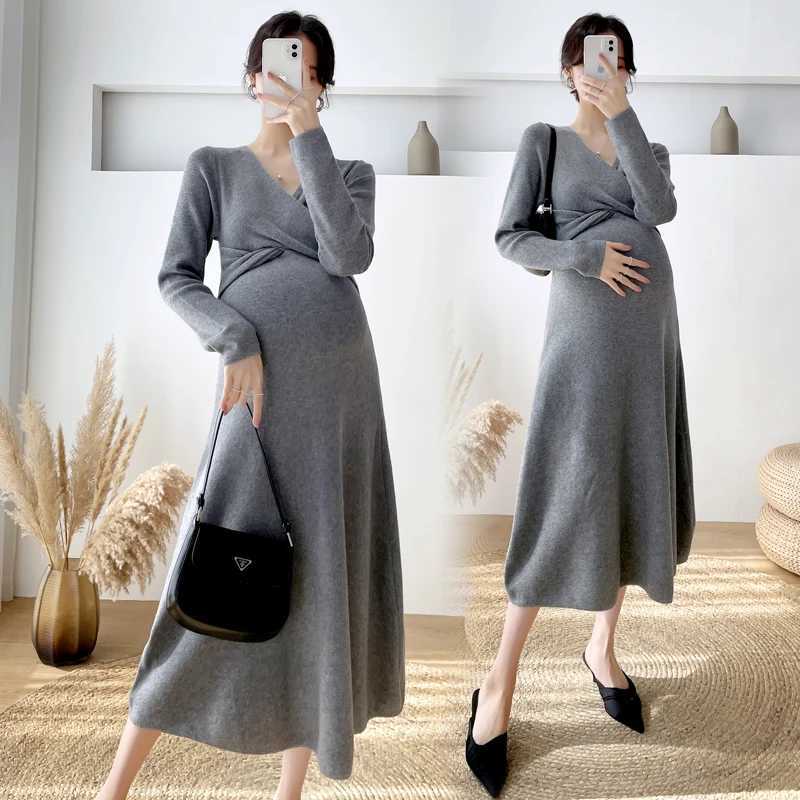 Across V-neck ultra-thin waist knitted long dress for pregnant women elegant autumn and winter maternity wear W241026