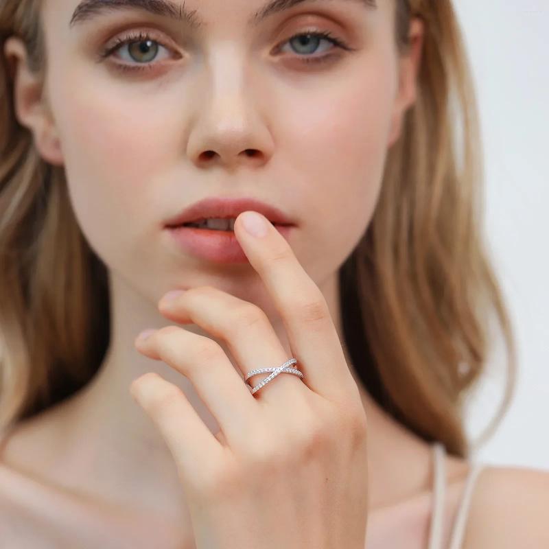 Cluster Rings X-Cross Ring Sterling Sier D Color Moissanite Dia For Women Gold Plated Wedding Eternity Fine Jewelry