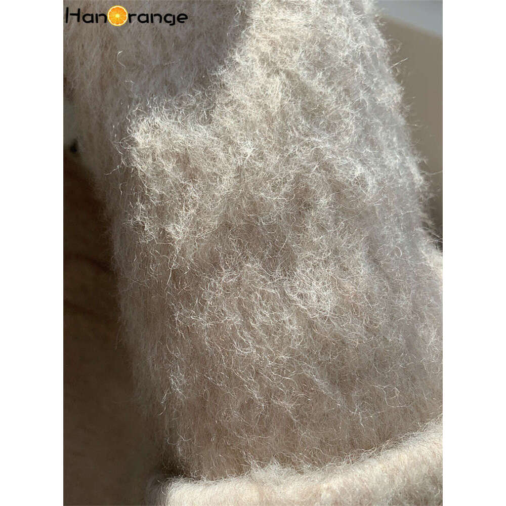 Hanorange 2024 Winter Fashion Silhouette Mohair Wool Women Warm Loose Woolen Coat Light Pink/Mixed Gray