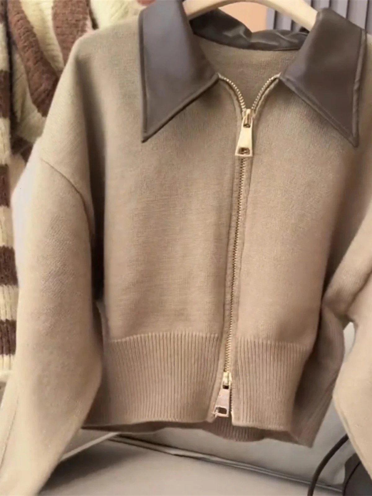 Spliced Leather Collar Knit Sweater Fashion Double Zipper Cardigan Womens AutumnWinter Soft Vintage Long Sleeve Streetwear 241025