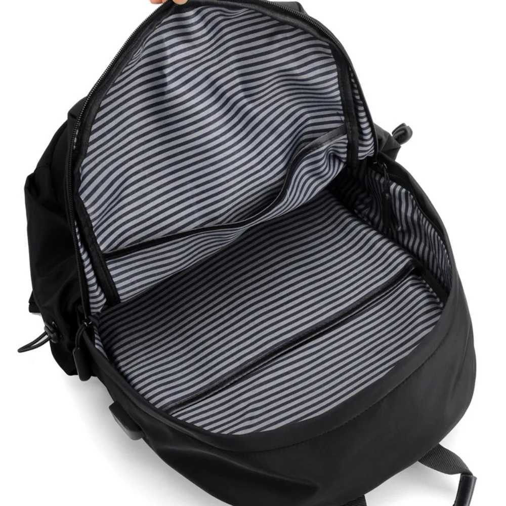 14 Inch Large Capacity Leisure Schoolbag Sports Simple Men and Women Universal Computer Backpack Laptop Backpack Travel BackpackXJ241026