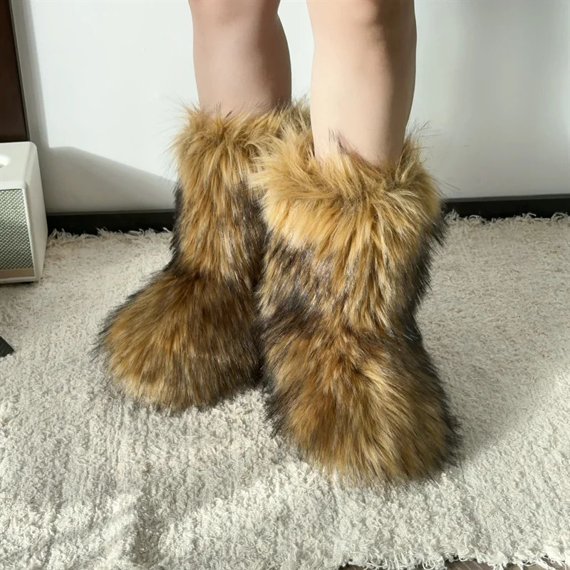 Winter Fur Onepiece Raccoon Fur Female Snow Boots Fur Shoes Outdoor Mid Leg Boots 241025