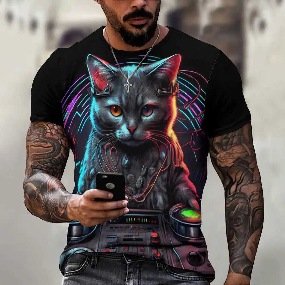 Casual mens T-shirt with stray cat pattern printed T-shirt loose short sleeved T-shirt oversized mens clothing top summer T-shirt W241026
