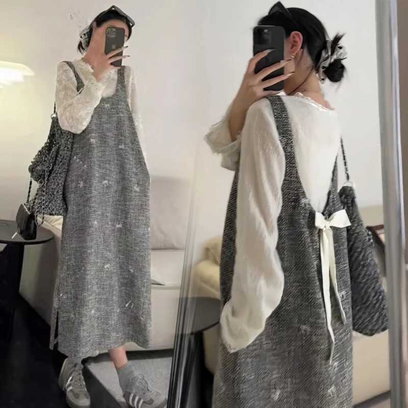 Autumn and winter plus size pregnant womens dress tank dress elegant retro floral embroidery pregnant womens gray sun skirt with bow tie W241026