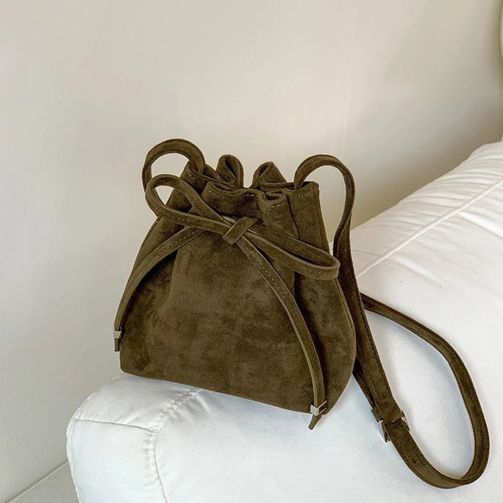 Fashionable artificial suede bucket bag high-quality shoulder bag cross body bag womens pleated drawstring bag fashionable handbag 241025
