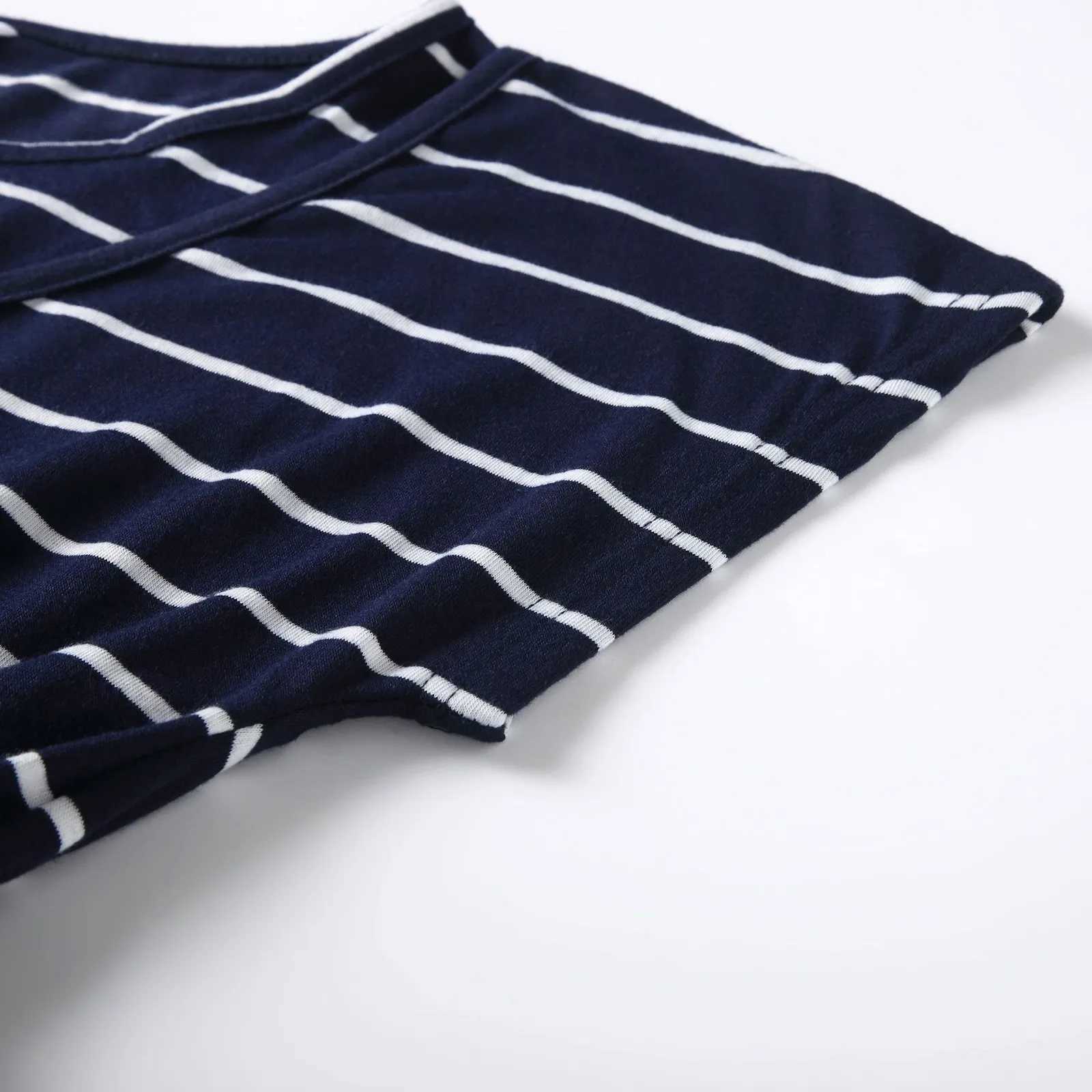 Womens summer short sleeved striped printed dress for pregnant women used for breastfeeding belt dress used for womens photography W241026
