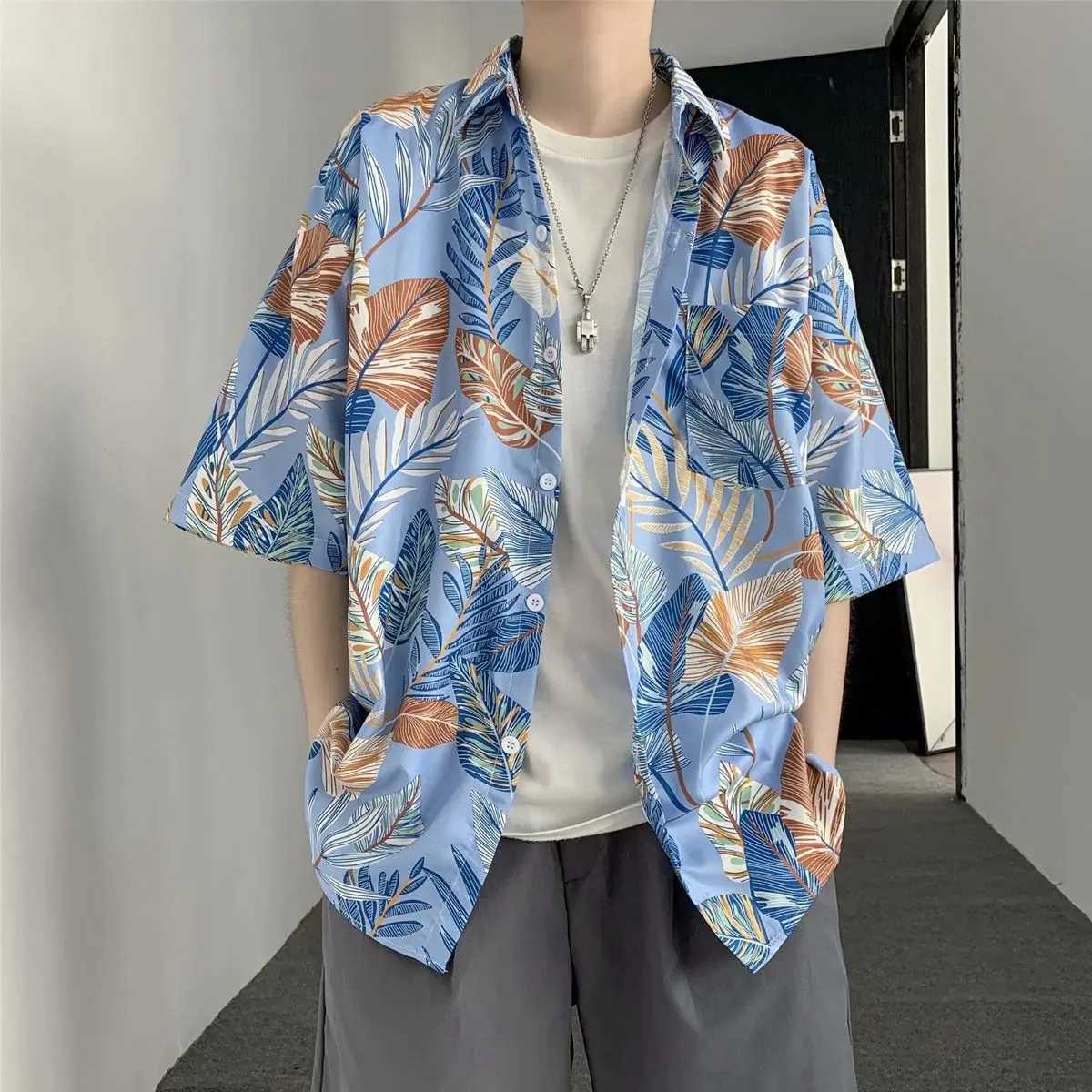 Retro floral short slip shirt mens trend personalized version cool five point slip summer haiyi clothing trend W241026