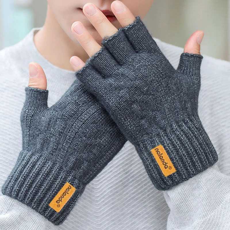 Fashionable winter autumn knitted GS warm plush finger GS men and women outdoor sports touch screen GS W241026