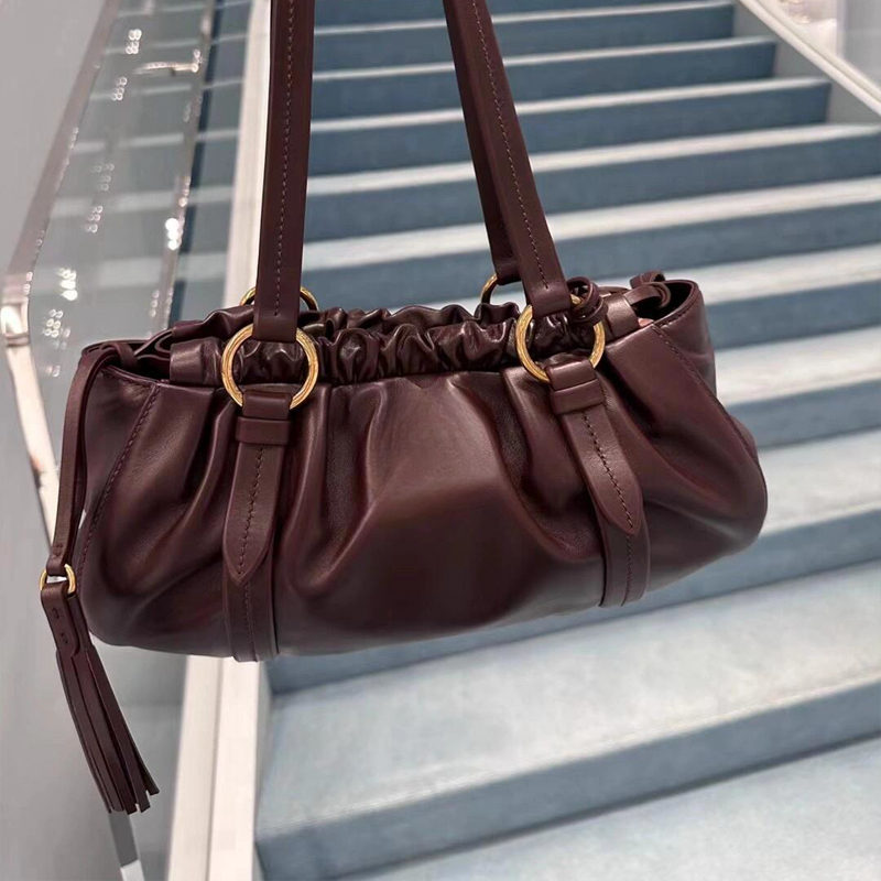 10A Quality Women's Leather Armpit Bag Pleated Dumpling Bag Baguette Tote Bag Drawstring Cloud Bag Casual Shoulder Bag Commuter Tote Bag