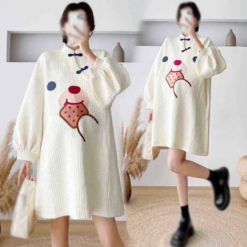 Loose fitting dresses for pregnant women in spring and autumn W241026