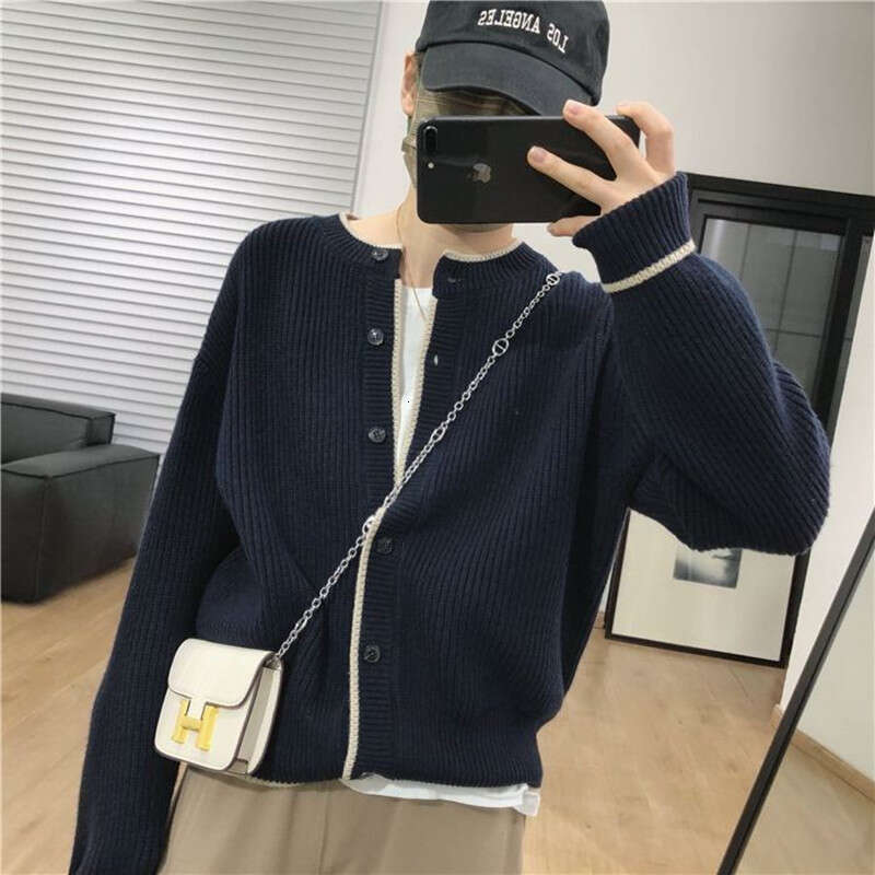 Western Style Leisure Round Neck Cashmere Cardigan Female Autumn Winter Loose Knit Sweater Show Thin Wool Coat