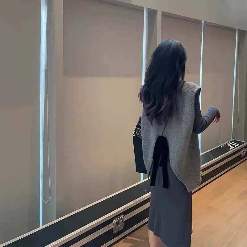 1145# autumn and winter fashionable knitted pregnant womens vest long sleeved dress set fashionable A-line pregnant womens clothing W241026