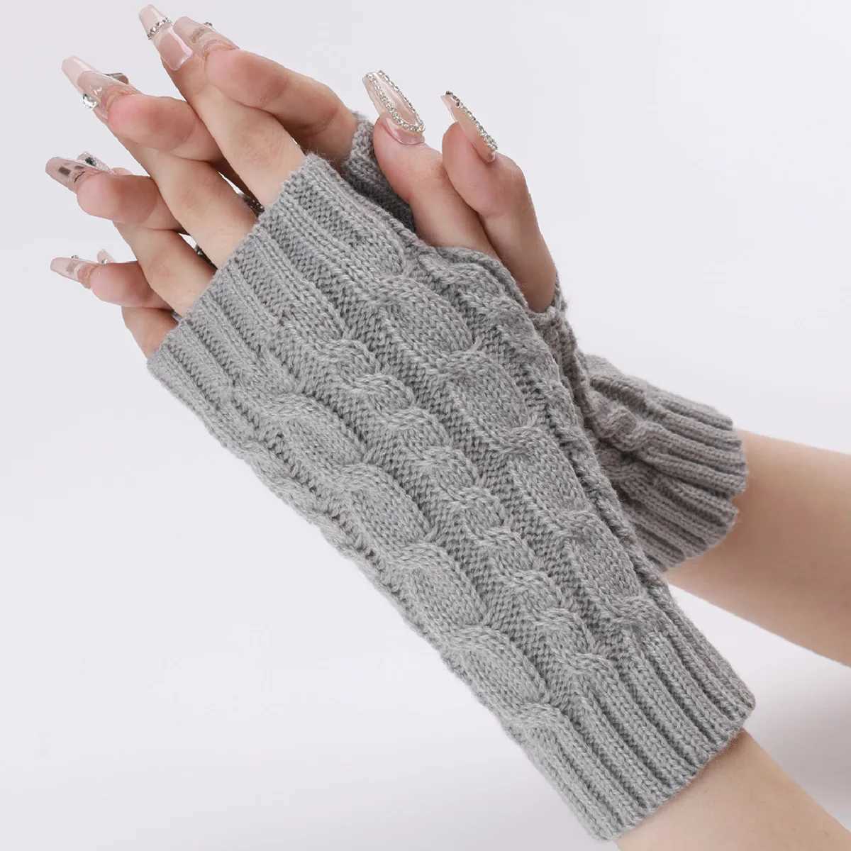 Womens long finger Gs winter knitted warm arm sleeves thin casual soft finger unisex style Gs W241026