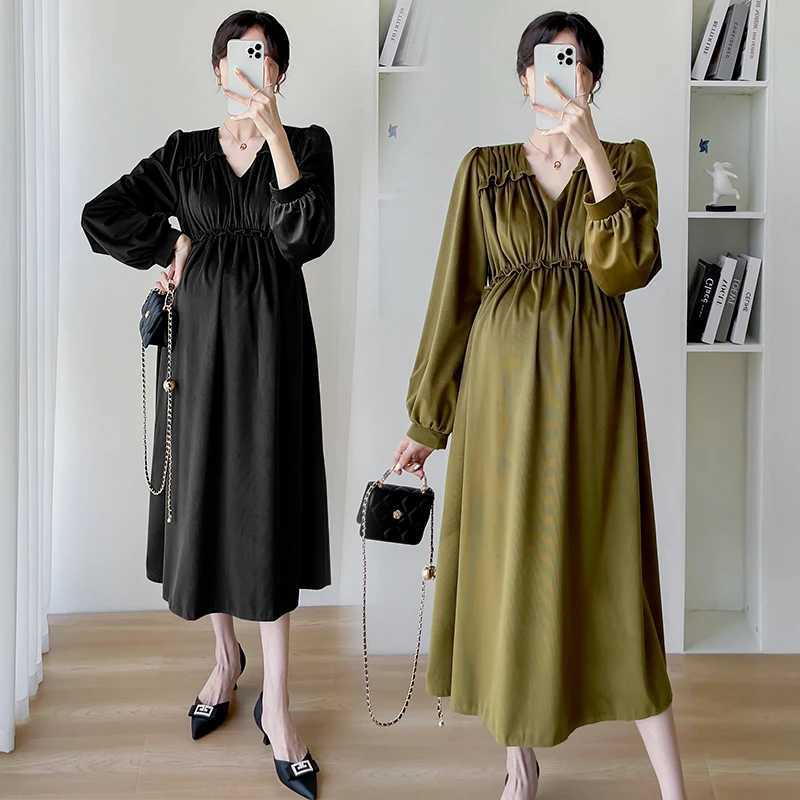 2024 Autumn/Winter Pregnant Corduroy Dress with Long Lantern Sleeves and V-neck Elegant Pregnant Dress Party Dress W241026