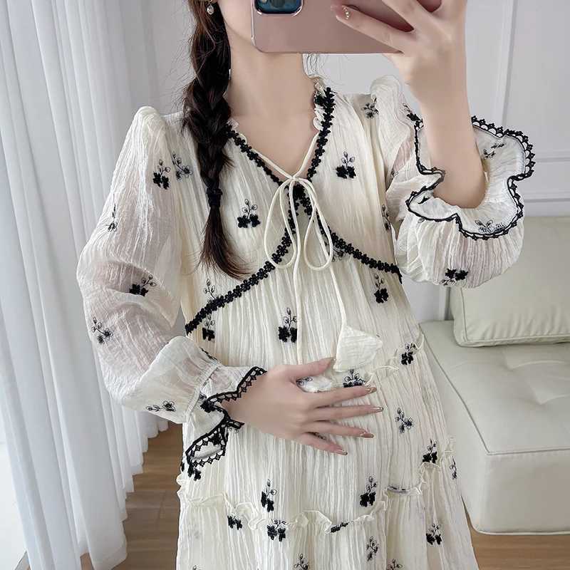 Autumn maternity dress fashionable printed pleated edge splicing work maternity spring dress loose A-line dress short skirt W241026