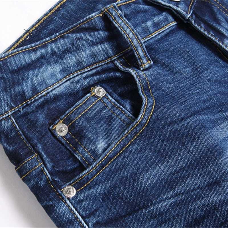 New punk style blue ripped applique embroidered jeans straight leg mid waist stretch mens jeans hip-hop T-shirt X241026