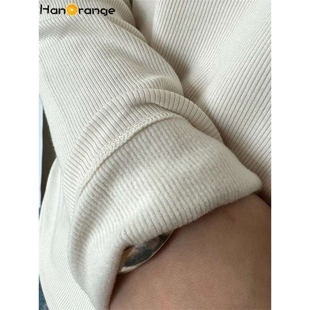 Hanorange 2024 Autumn Winter Temperament Veet Base T-Shirt Women Warm Skin Friendly Casual Top Beige White/Black