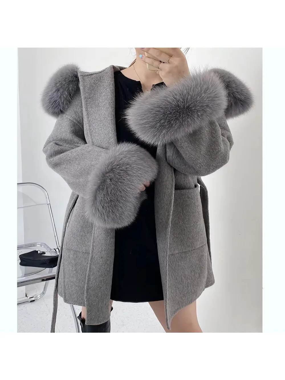 2023 woolen Coat Oversize Ladies Outerwear Winter Women Natural Fur Collar Cuffs Jacket Hood Cashmere Wool 241025