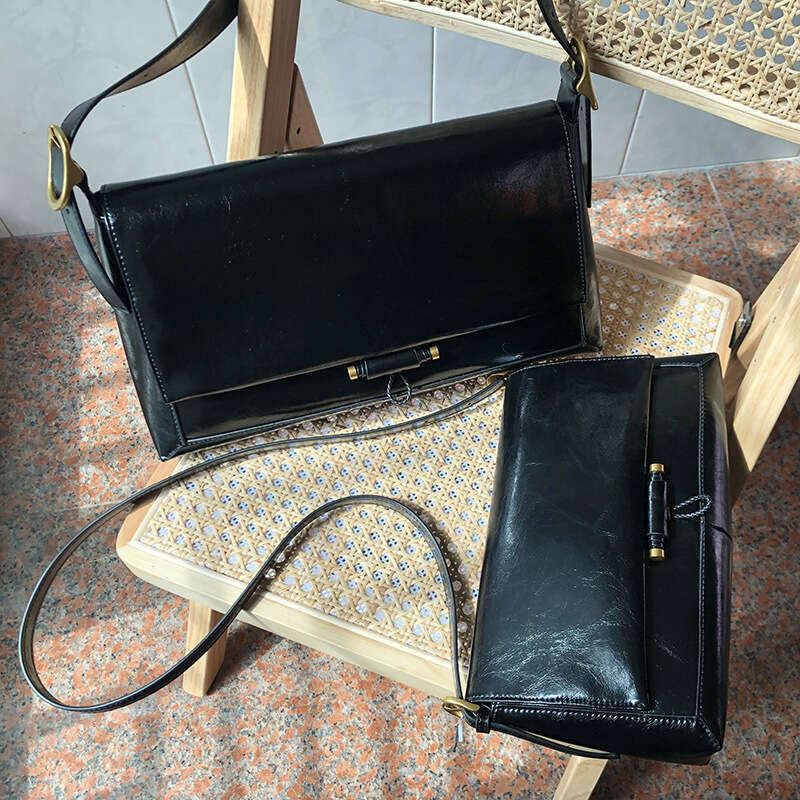 Korean Niche Design Autumn Winter Large-Capacity Commuter Fashion Shoulder Underarm Bag Flip Tote Cowhide Female Purse