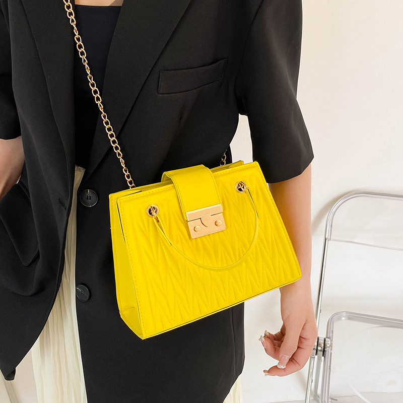 Chic Pleated Crossbody Bags 2025 Collection | Candy-colored Fashion New Free Delivery Designer Bag