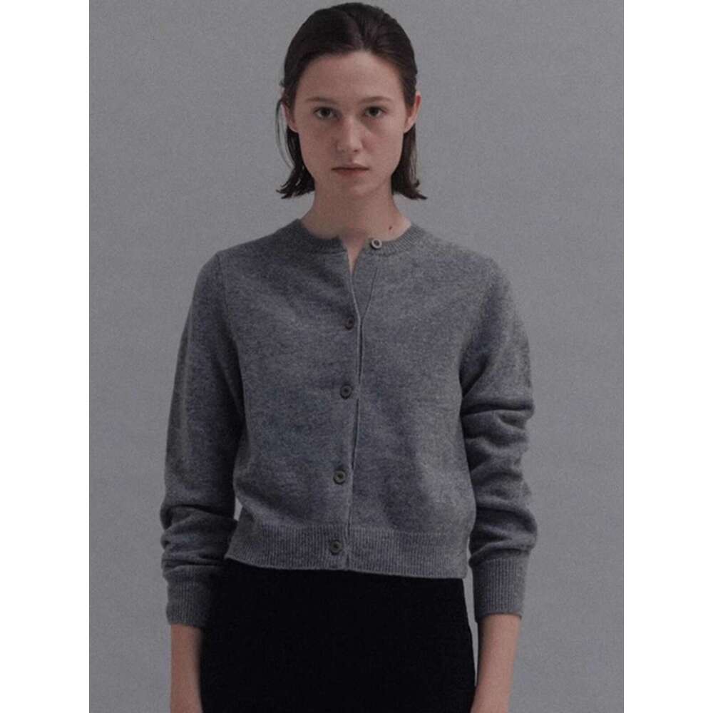 2024 Autumn And Winter New Knitwear Women's Round Neck 100% Wool Cardigan Long-Sleeved Sweater Coat