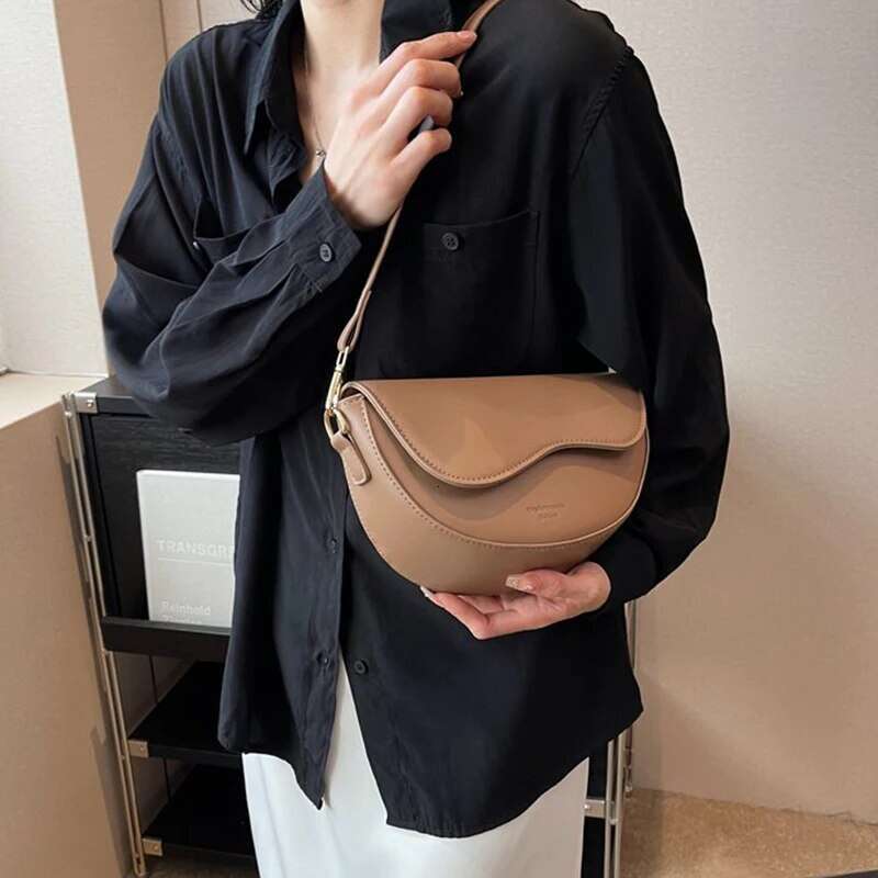 urious Fashionable PU Leather Shoulder and Crossbody Bag Suitable for WOMEN'S TRAVEL