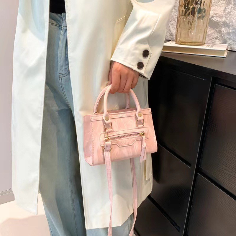 Elegant Totes Fashion Bag Autumn New Women's Fashion Retro Shoulder Bag Small Square Bag For Womens Pink Soft Leather Handbag
