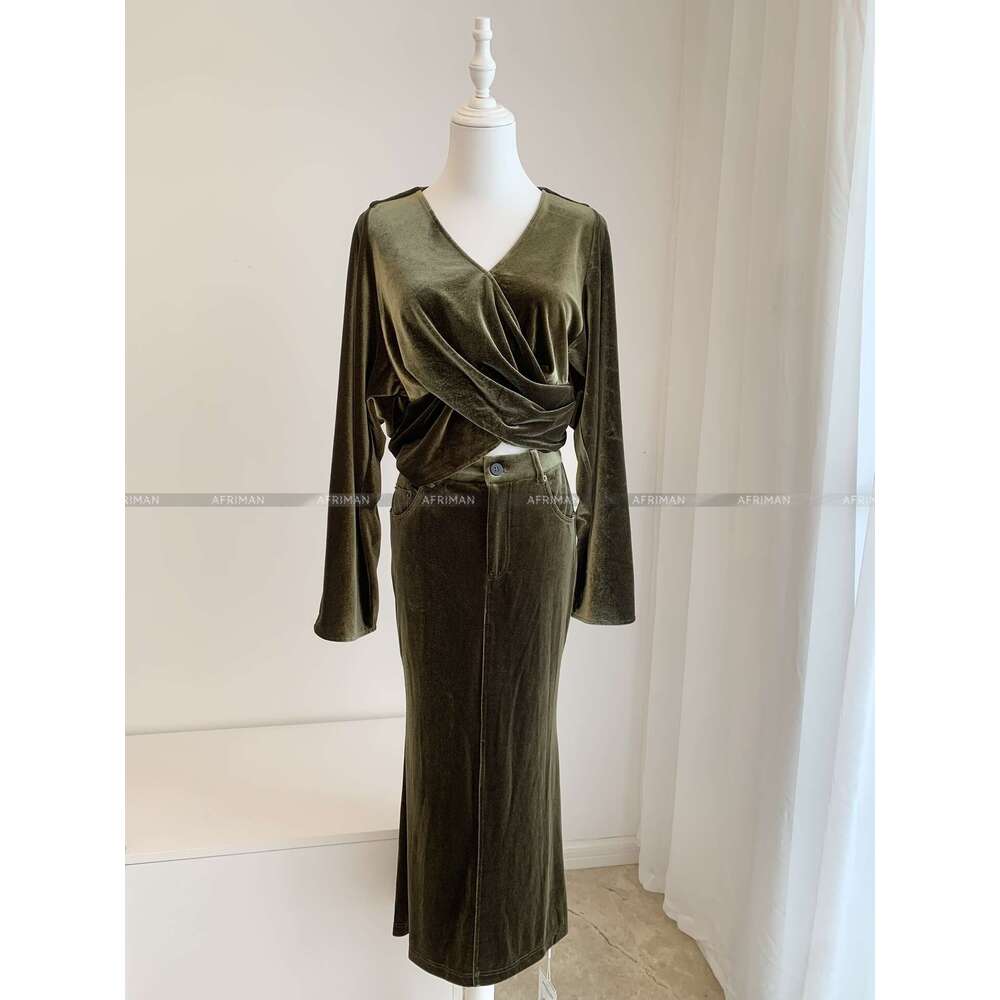 Women New V Neck Pure Color Veet Top+ High Waist Long Straight Skirt Set