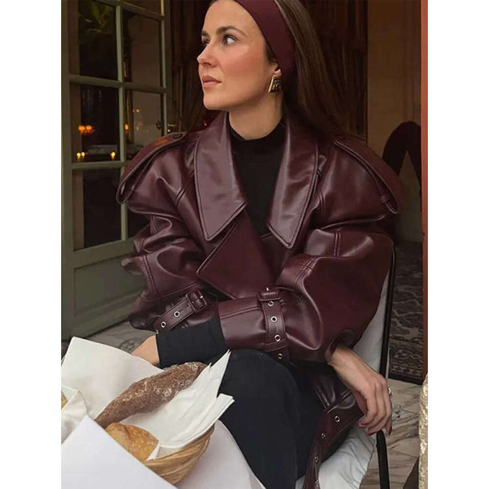Vintage Solid PU Leather Women Jacket Long Sleeve Turn-Down Collar Female Short Coat 2024 Autumn New Locomotive Lady Outwear