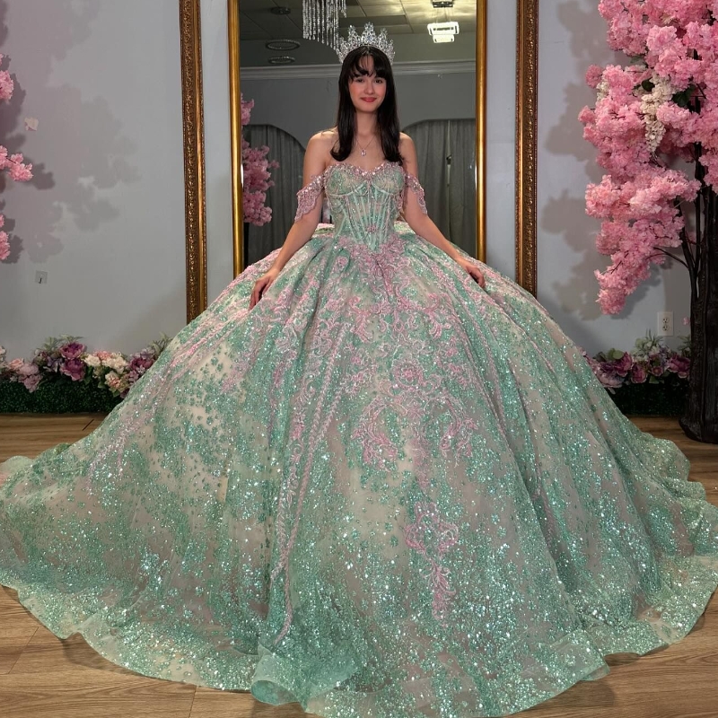 Mint Green Shiny Quinceanera Dresses Princess Sequin Applique Lace Beads Tull Sweet 16 Years Birthday Party Dress Off The Shoulder Vestido De 15 Anos 