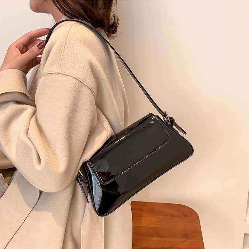 Handbags Designer for Women Laser Armpit Brand Shoulder Sier Chic Female Top Handle Bags Shopper Tote Bag Purse