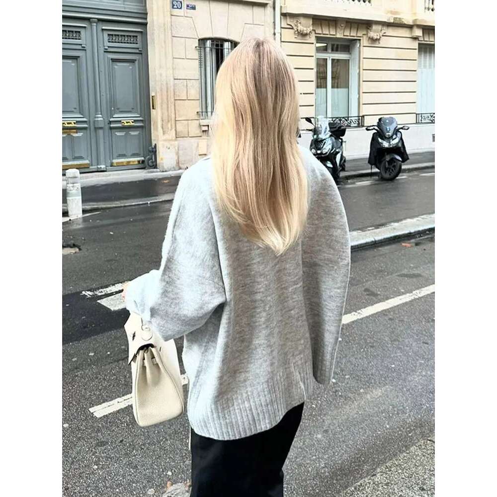 Elegant Solid Scarf Collar Knitted Cardigan Women Chic Full Sleeve With Pocket Loose Sweater New Autumn Lady Casual Street Wear