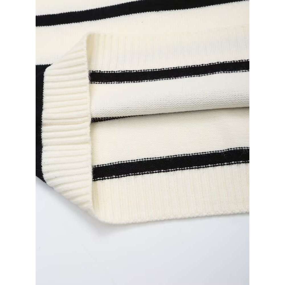 TRAFZA Women Fashion Striped Knitted Zipper Mock Neck Long Sleeve New 2024 Spring Fall Casual Versatile Sweater