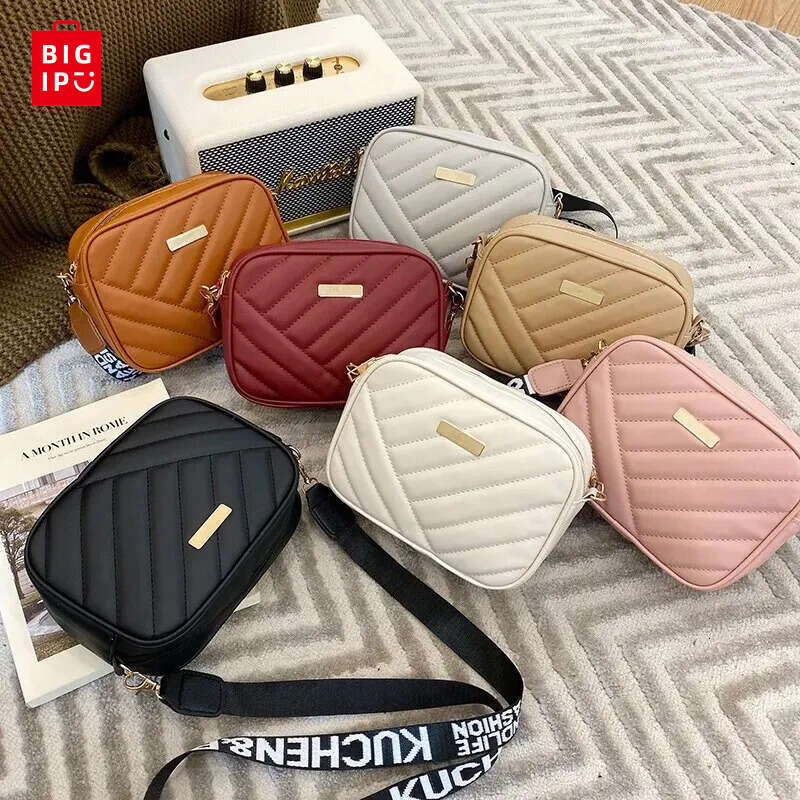 Designer Bag Womens New Fresh And Sweet Horizontal Square Rolling Camera Collar Grid Crossbody Storage One Shoulder Phone Bag tote bag purse luxury ba